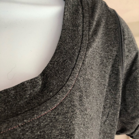 Under Armour Workout Tee - Picture 7 of 10